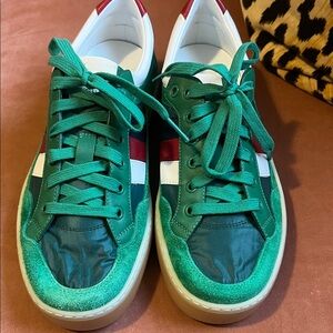 100% Authentic Gucci Green and Red Men's Sneakers